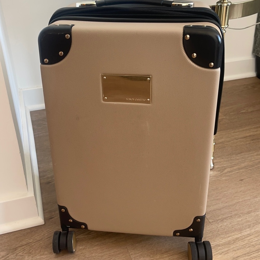 Vince Camuto luggage